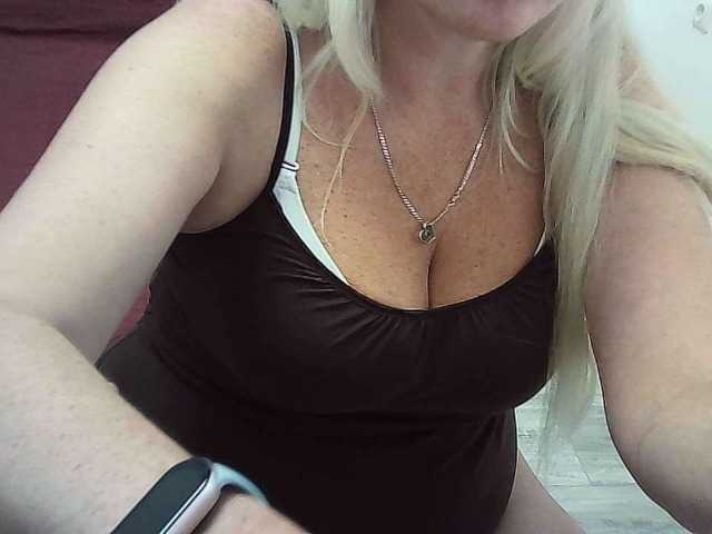 Multiply-orgazm live cam on BongaCams