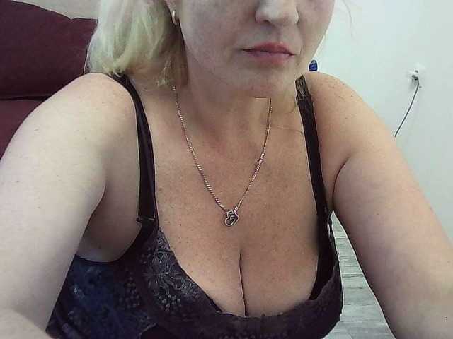 multiply-orgazm live sex show