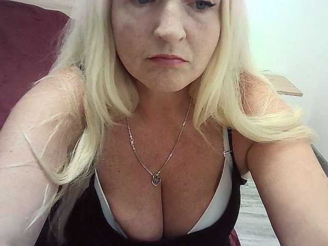 Multiply-orgazm live webcam show