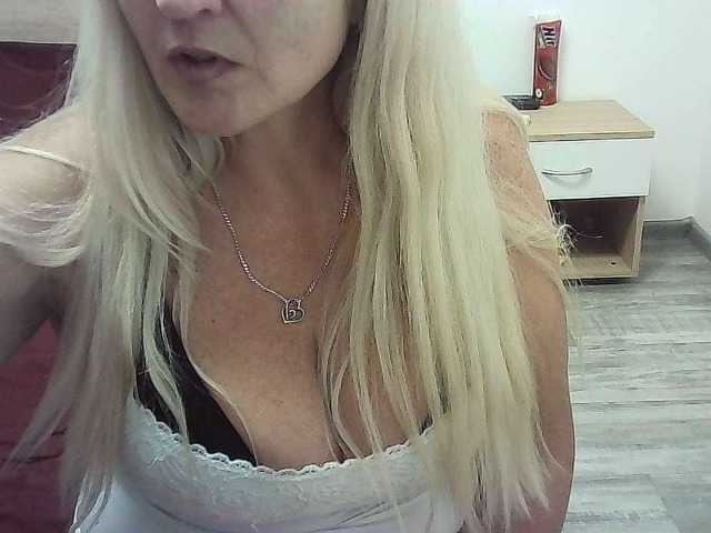 Multiply-orgazm live cam preview