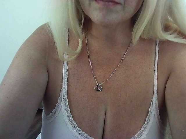 Multiply-orgazm live webcam show