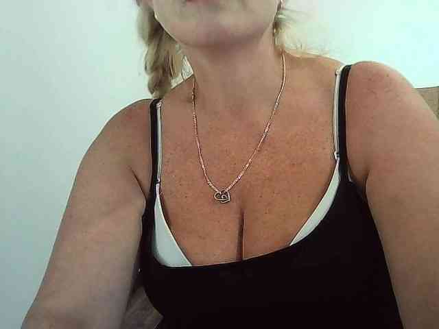 Multiply-orgazm webcam