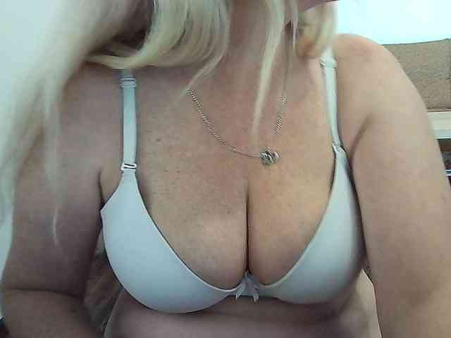 Multiply-orgazm webcam