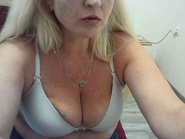 Multiply-orgazm webcam
