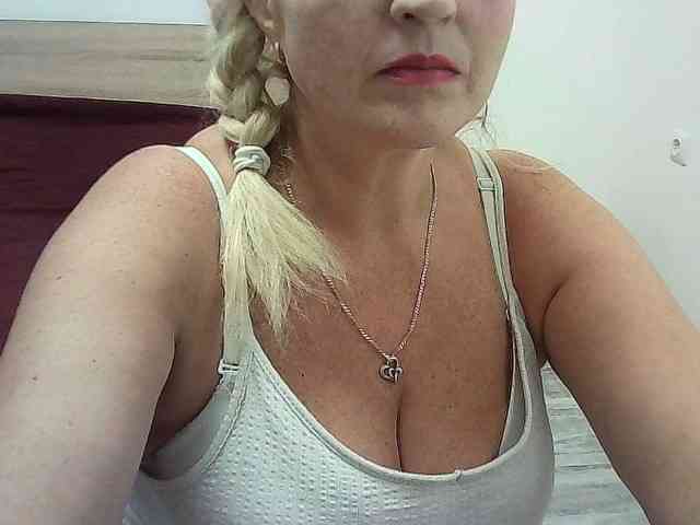 Multiply-orgazm webcam