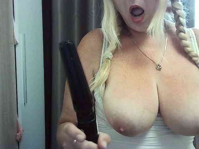 Multiply-orgazm webcam