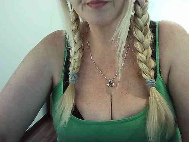 Multiply-orgazm webcam