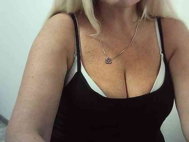 Multiply-orgazm webcam