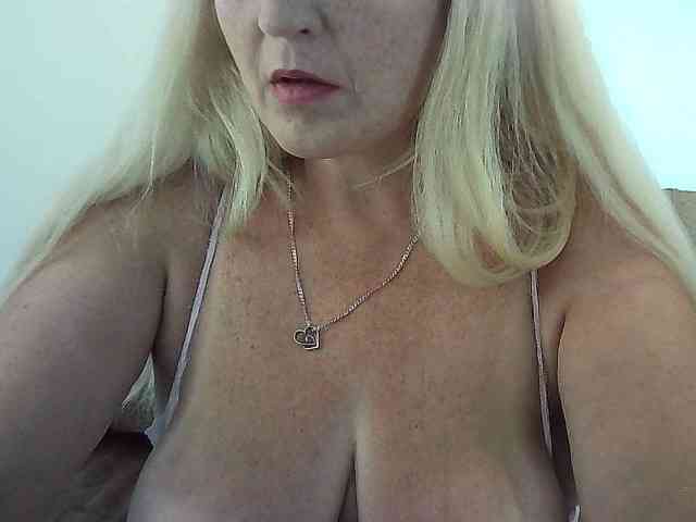 Multiply-orgazm webcam