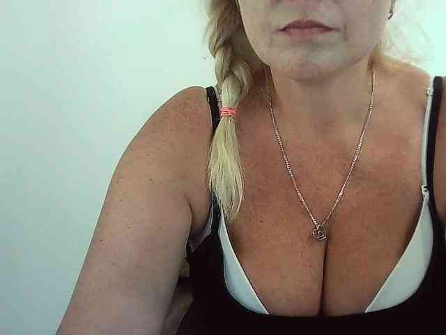 Multiply-orgazm webcam