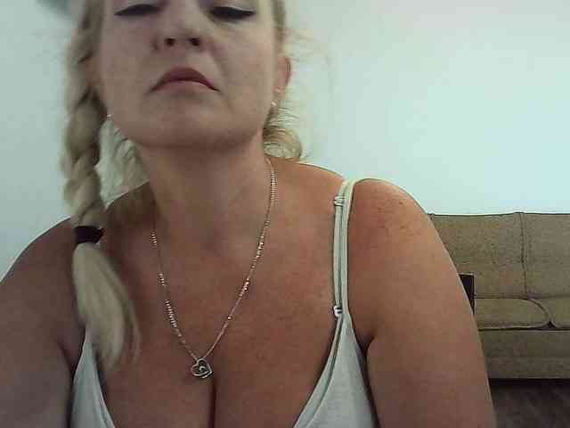 Multiply-orgazm webcam