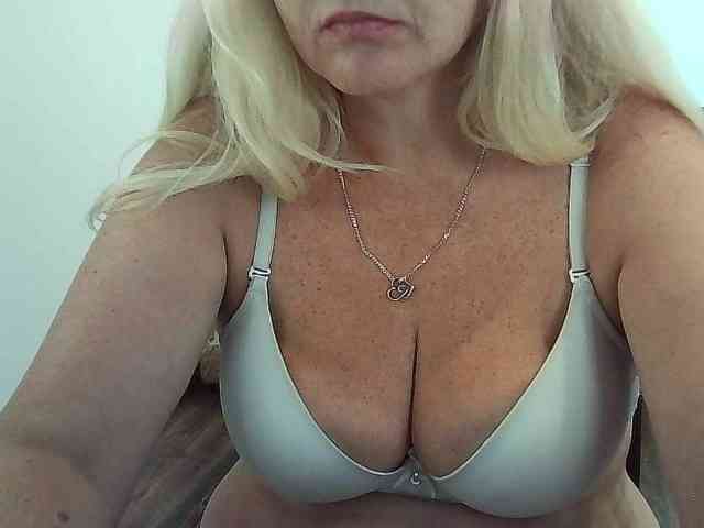 Multiply-orgazm webcam