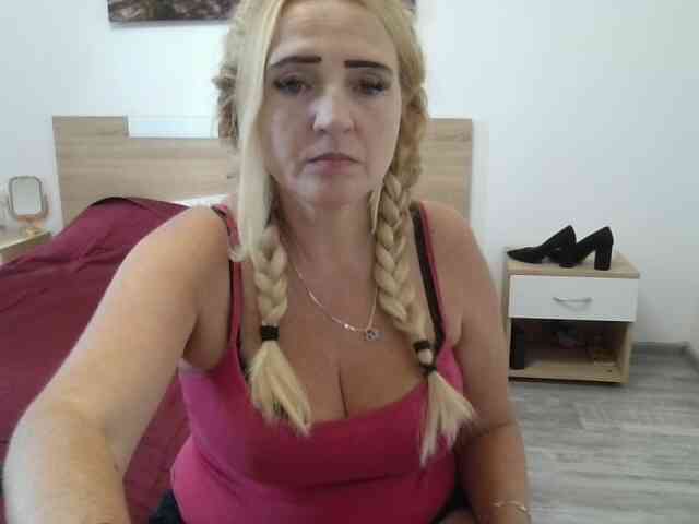 Multiply-orgazm webcam