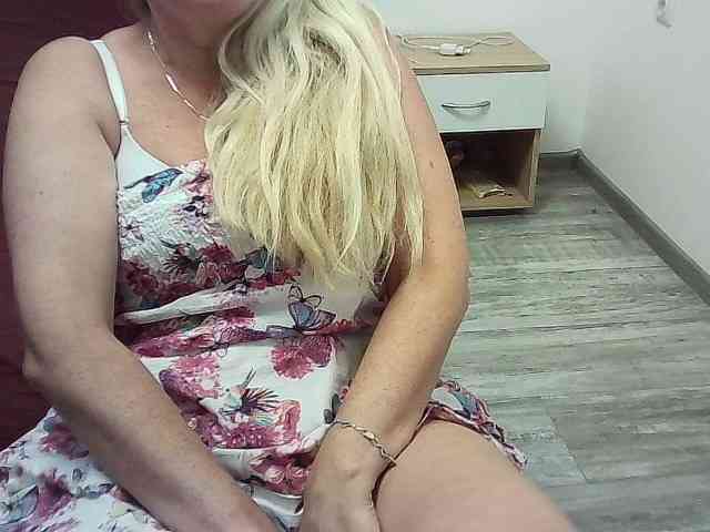 Multiply-orgazm webcam