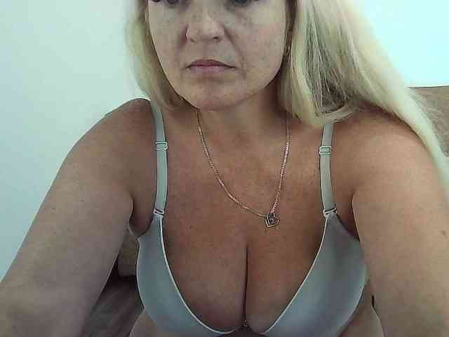 Multiply-orgazm webcam