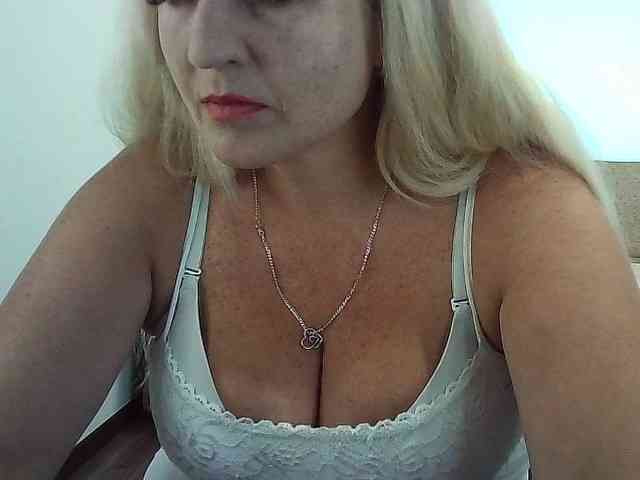 Multiply-orgazm webcam