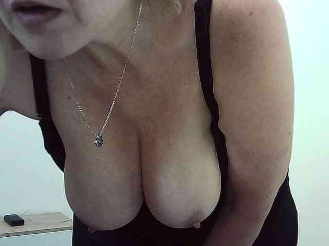 Multiply-orgazm webcam