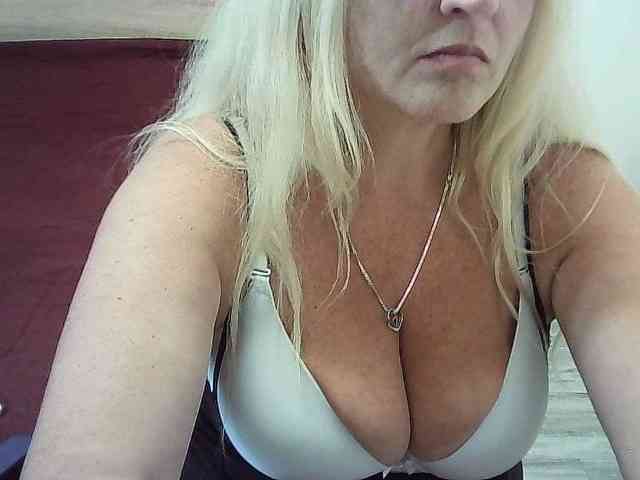 Multiply-orgazm webcam