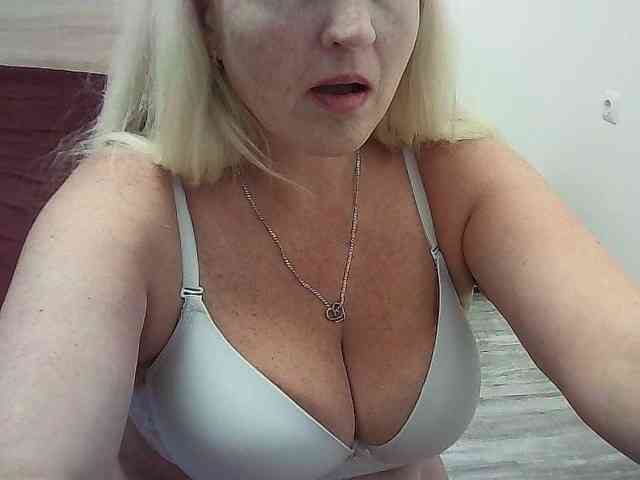 Multiply-orgazm webcam
