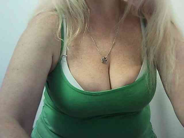 Multiply-orgazm webcam