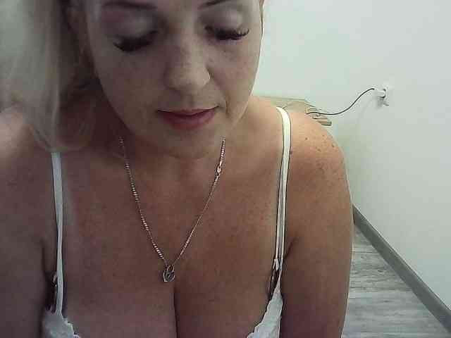 Multiply-orgazm webcam