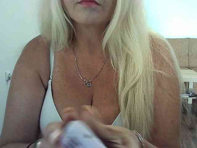 Multiply-orgazm webcam