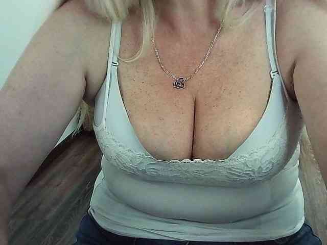 Multiply-orgazm webcam