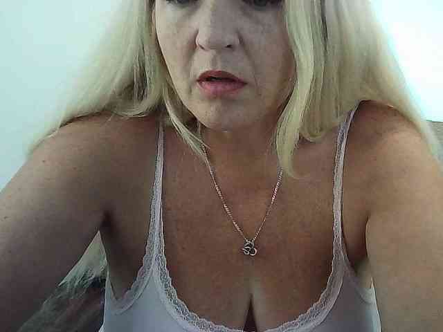 Multiply-orgazm webcam