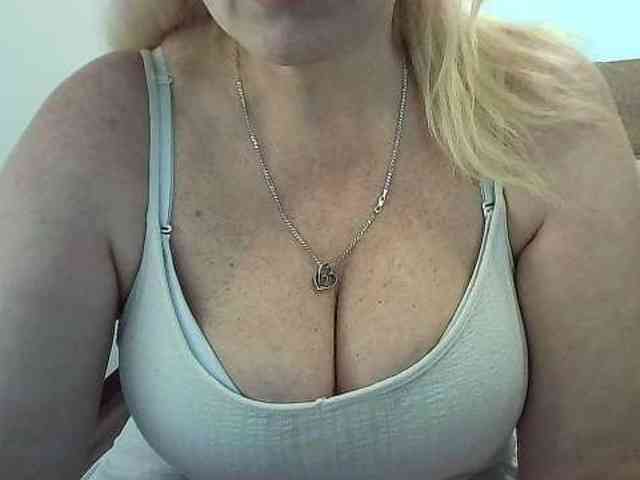 Multiply-orgazm webcam
