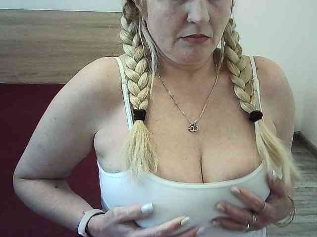 Multiply-orgazm Live Webcam on BongaCams