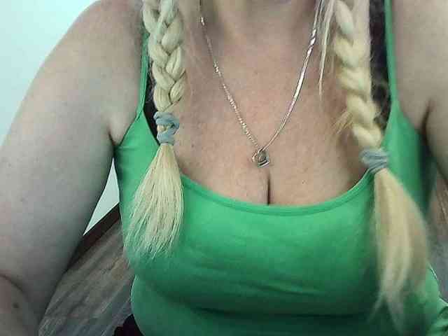 Multiply-orgazm webcam