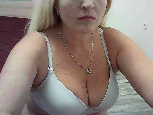 Multiply-orgazm webcam