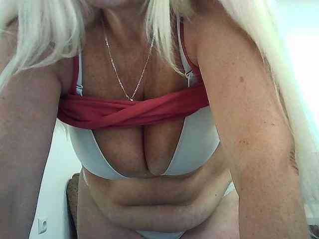 Multiply-orgazm webcam