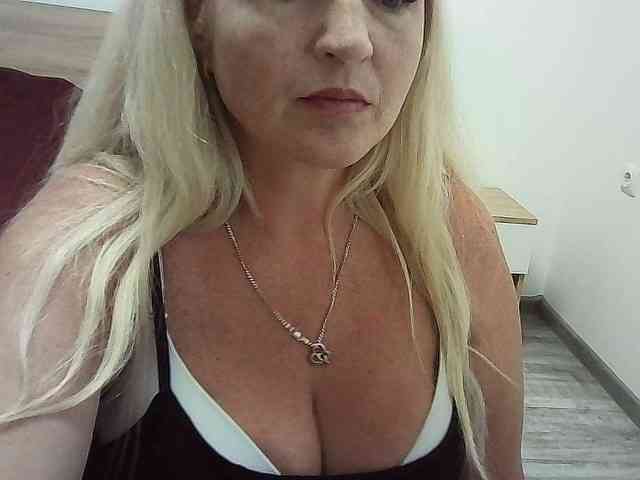 Multiply-orgazm webcam