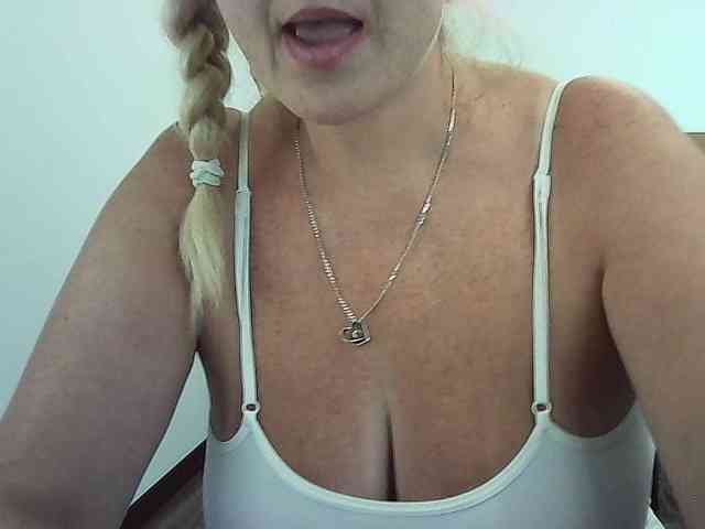 Multiply-orgazm webcam