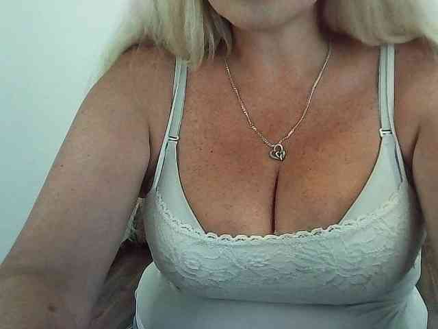 Multiply-orgazm webcam