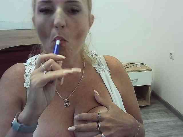 Multiply-orgazm webcam
