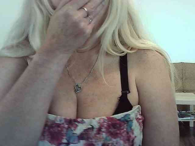 Multiply-orgazm webcam
