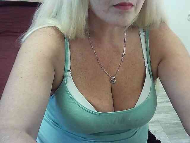 Multiply-orgazm webcam