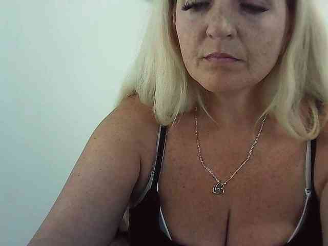 Multiply-orgazm webcam