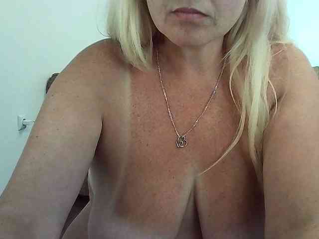 Multiply-orgazm webcam