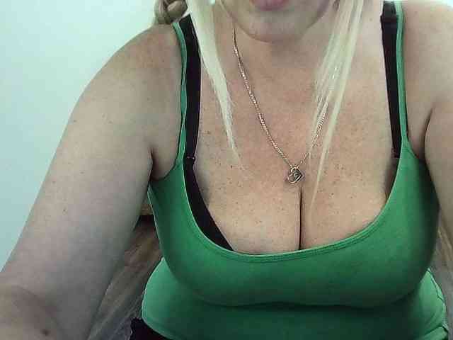 Multiply-orgazm webcam