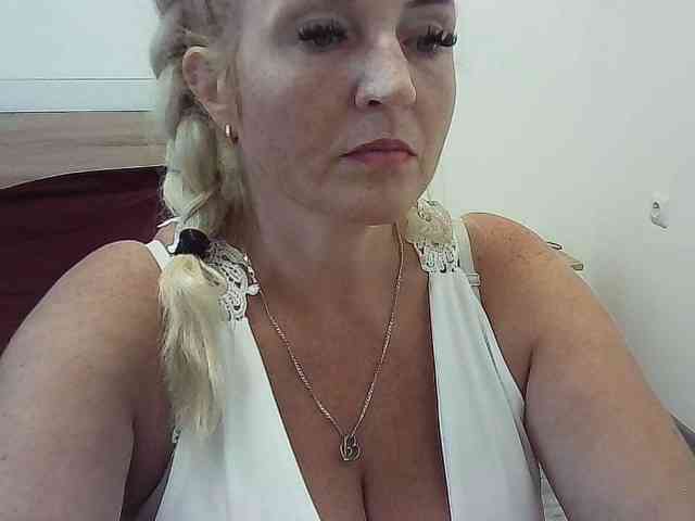 Multiply-orgazm webcam