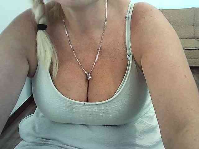 Multiply-orgazm webcam