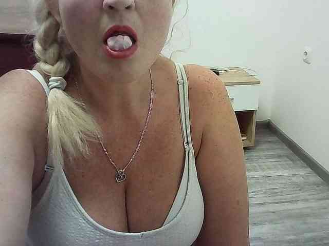 Multiply-orgazm webcam