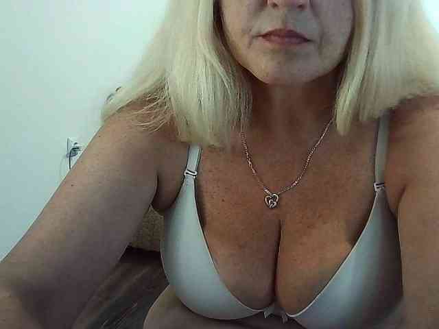 Multiply-orgazm webcam