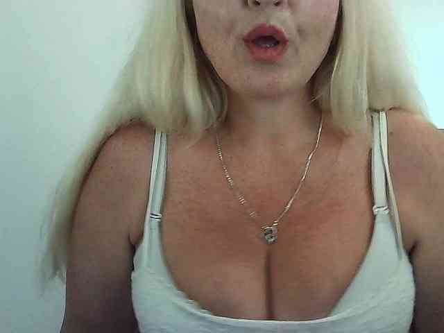 Multiply-orgazm webcam