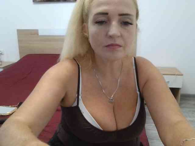 Multiply-orgazm webcam