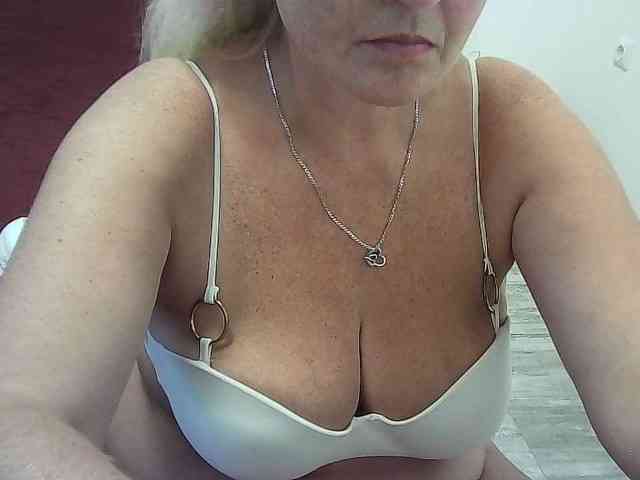 Multiply-orgazm webcam