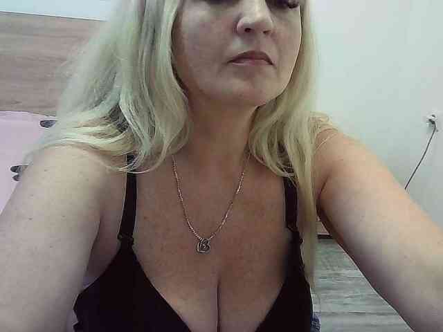 Multiply-orgazm webcam